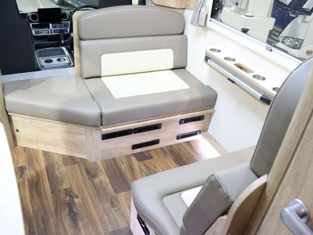 トヨタ カムロード キャンピング R5年 (北海道) 99