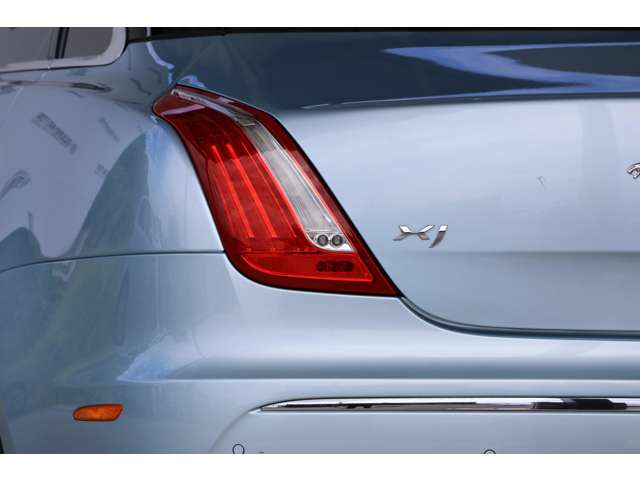 ジャガー ＸＪ ＸＪ ３．０ プレミアム ラグジュアリー H26年 (近畿) 99