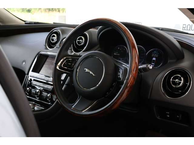 ジャガー ＸＪ ＸＪ ３．０ プレミアム ラグジュアリー H26年 (近畿) 99