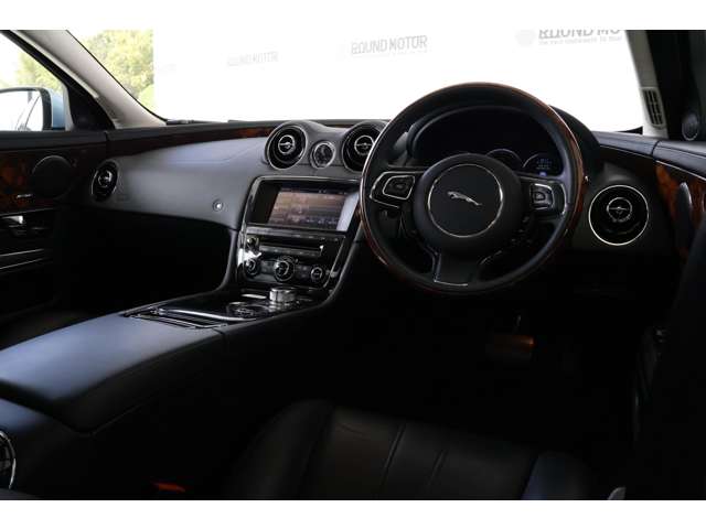 ジャガー ＸＪ ＸＪ ３．０ プレミアム ラグジュアリー H26年 (近畿) 99