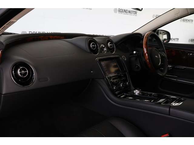 ジャガー ＸＪ ＸＪ ３．０ プレミアム ラグジュアリー H26年 (近畿) 99