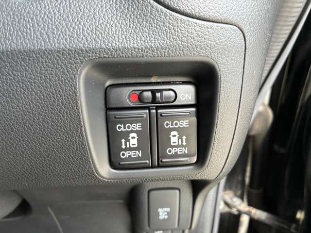 ホンダ Ｎ　ＢＯＸ ６６０ カスタムＧ ＳＳパッケージ H29年 (関東) 99