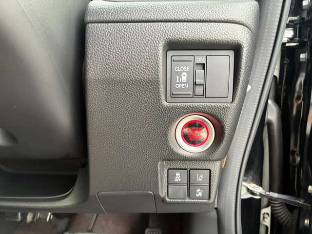 ホンダ Ｎ　ＢＯＸ カスタム ６６０ Ｇ Ｌ ホンダセンシング H30年 (関東) 99