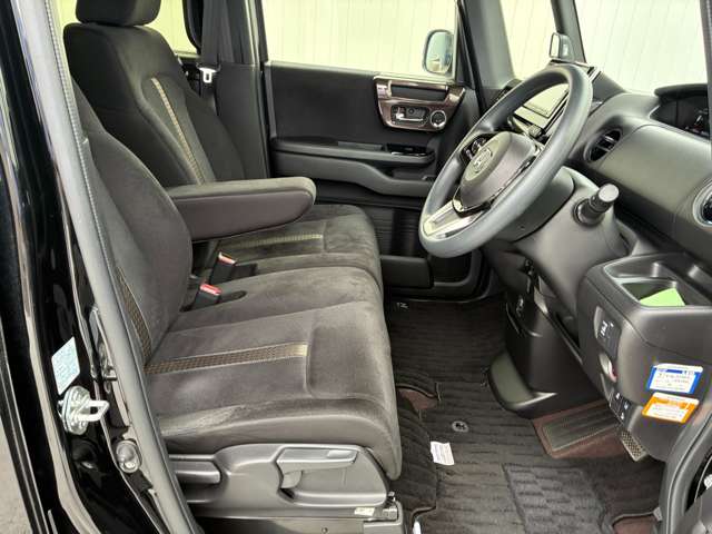 ホンダ Ｎ　ＢＯＸ カスタム ６６０ Ｇ Ｌ ホンダセンシング H30年 (関東) 99