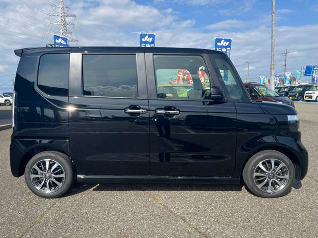 ホンダ Ｎ　ＢＯＸ カスタム ６６０ R8年 () 99