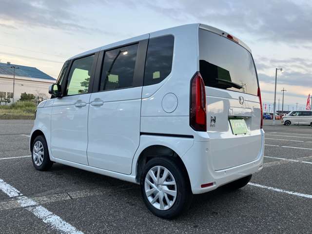 ホンダ Ｎ　ＢＯＸ ６６０ ４ＷＤ R8年 () 99