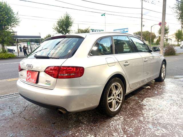 アウディ Ａ４　アバント ２．０ ＴＦＳＩ クワトロ ４ＷＤ H23年 (関東) 99