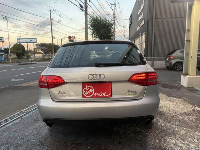アウディ Ａ４　アバント ２．０ ＴＦＳＩ クワトロ ４ＷＤ H23年 (関東) 99