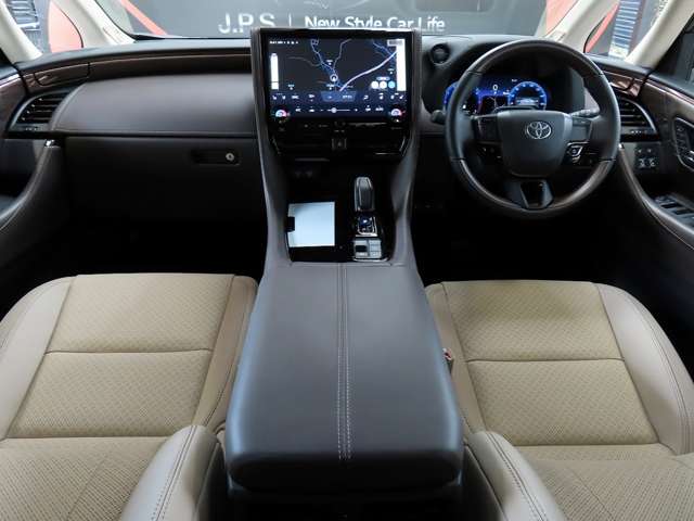 トヨタ アルファード　ＰＨＥＶ プラグインハイブリッド ２．５ エグゼクティブ ラウンジ Ｅ－ＦＯＵＲ ４ＷＤ R7年 (関東) 99