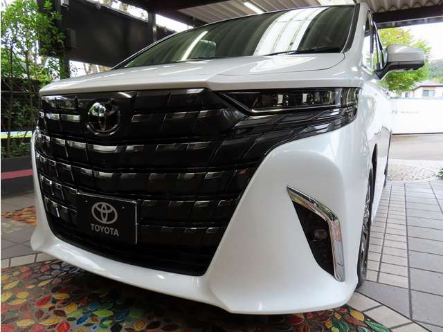 トヨタ アルファード　ＰＨＥＶ プラグインハイブリッド ２．５ エグゼクティブ ラウンジ Ｅ－ＦＯＵＲ ４ＷＤ R7年 (関東) 99