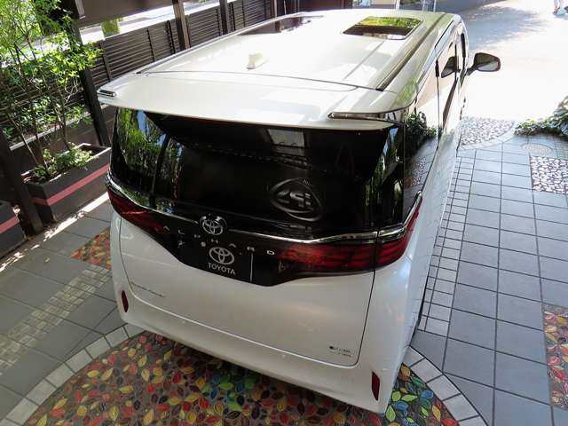 トヨタ アルファード　ＰＨＥＶ プラグインハイブリッド ２．５ エグゼクティブ ラウンジ Ｅ－ＦＯＵＲ ４ＷＤ R7年 (関東) 99
