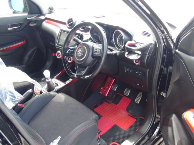 スズキ スイフト スポーツ １．４ R3年 () 99