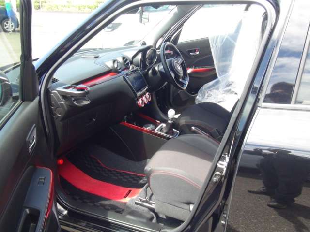 スズキ スイフト スポーツ １．４ R3年 () 99
