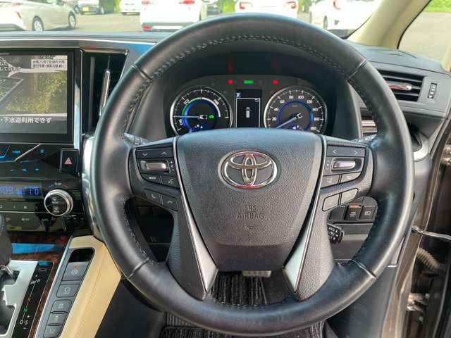 トヨタ ヴェルファイア　ハイブリッド ハイブリッド ２．５ Ｘ Ｅ－ＦＯＵＲ ４ＷＤ H30年 (東北) 99