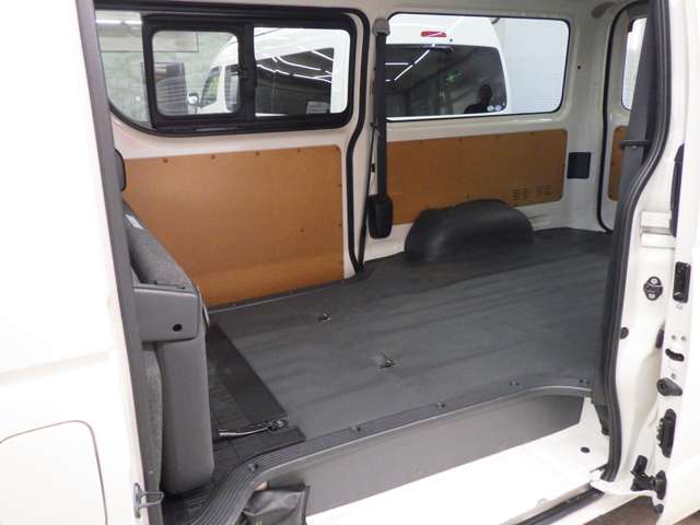 トヨタ ハイエースバン ２．８ ＤＸ ロング ＧＬパッケージ ディーゼルターボ ４ＷＤ R5年 () 99