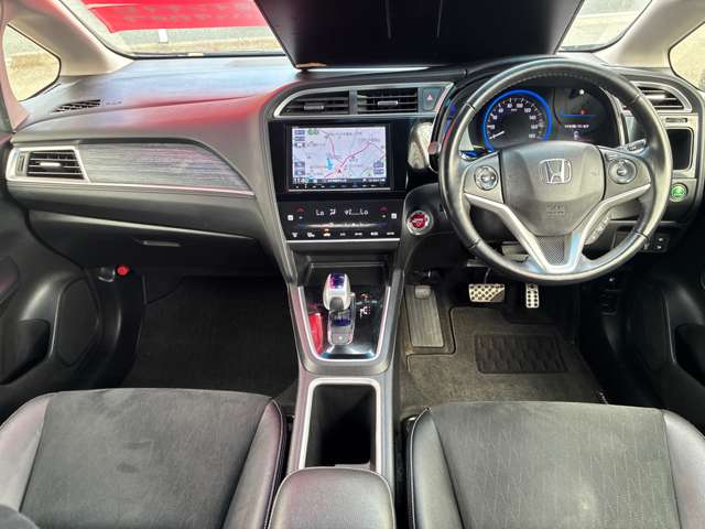 ホンダ シャトル １．５ ハイブリッド Ｚ ４ＷＤ H28年 (東北) 99