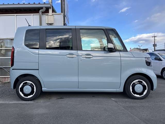 ホンダ Ｎ　ＢＯＸ ６６０ ファッションスタイル モノトーン R8年 (関東) 99