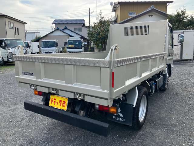 三菱フソウ キャンター 積載３トン R4年 (関東) 99