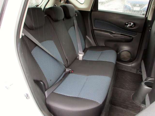 日産 ノート １．２ Ｘ H28年 (関東) 99