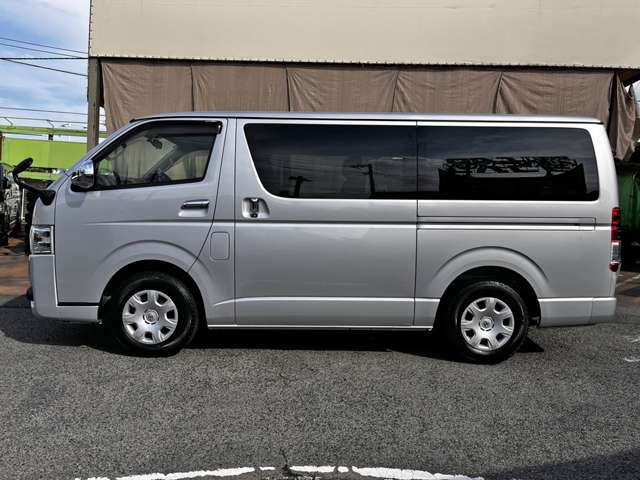 トヨタ ハイエースバン ３．０ スーパーＧＬ ロング ディーゼルターボ H29年 (関東) 99