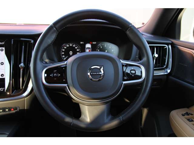 ボルボ Ｖ６０ Ｔ５　インスクリプション H30年 (関東) 99