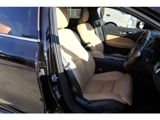 ボルボ Ｖ６０ Ｔ５　インスクリプション H30年 (関東) 99
