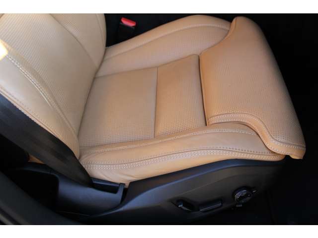 ボルボ Ｖ６０ Ｔ５　インスクリプション H30年 (関東) 99