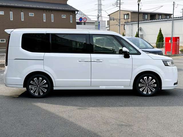 ホンダ ステップワゴン　ハイブリッド ２．０ Ｅ：ＨＥＶ スパーダ プレミアムライン R8年 (関東) 99