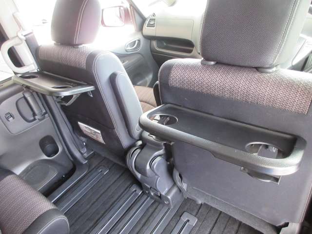 日産 セレナ ２．０ ハイウェイスター Ｖセレクション＋ＳＡＦＥＴＹ Ｓ－ＨＹＢＲＩＤ H28年 (関東) 99