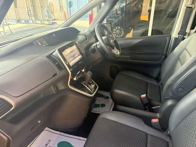 日産 セレナ ２．０ Ｘ Ｖセレクション H30年 (関東) 99