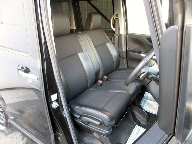 ホンダ Ｎ　ＢＯＸ ６６０ カスタムＧ ターボ Ｌパッケージ H28年 (関東) 99