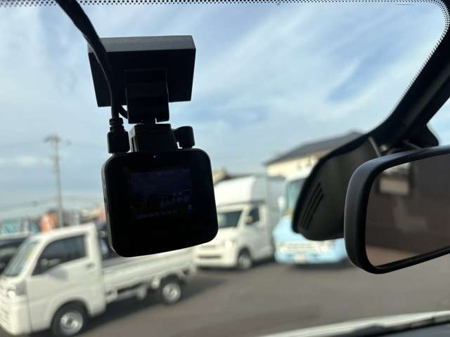 日産 セレナ ２．０ ハイウェイスター プロパイロット エディション H28年 (近畿) 99