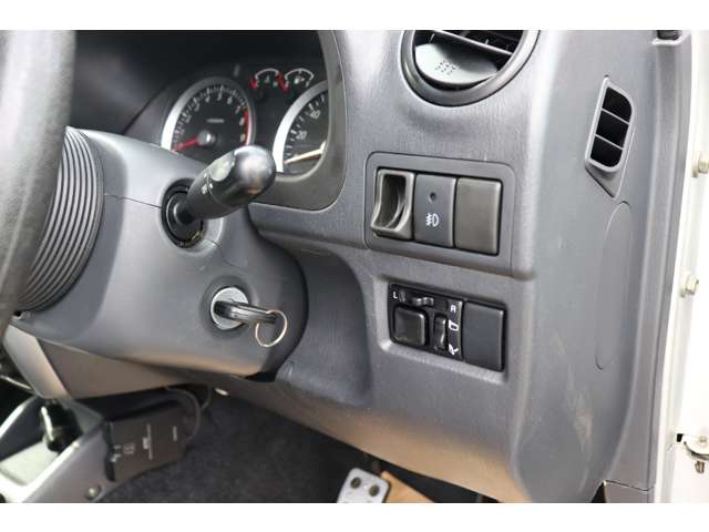 スズキ ジムニー ６６０ ＸＣ ４ＷＤ H16年 (近畿) 99