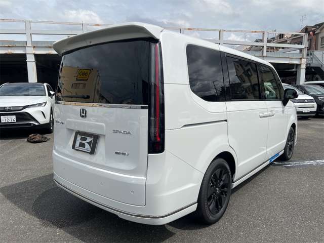 ホンダ ステップワゴン　ハイブリッド ２．０ Ｅ：ＨＥＶ スパーダ R8年 () 99