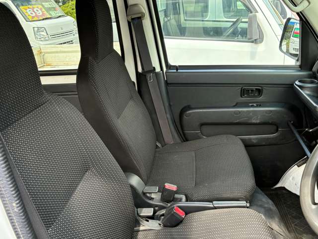 ダイハツ ハイゼットカーゴ ６６０ デラックス ＳＡＩＩＩ ハイルーフ ４ＷＤ H30年 (東北) 99