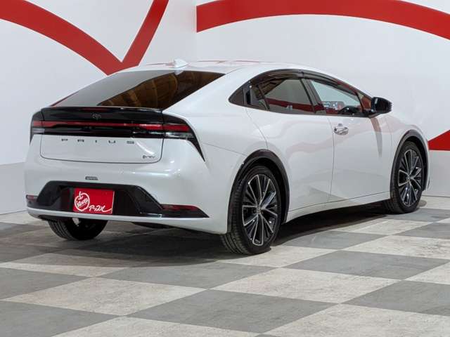 トヨタ プリウス ２．０ Ｚ Ｅ－ＦＯＵＲ ４ＷＤ R6年 (東北) 99