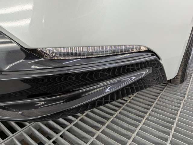 トヨタ プリウス ２．０ Ｚ Ｅ－ＦＯＵＲ ４ＷＤ R6年 (東北) 99