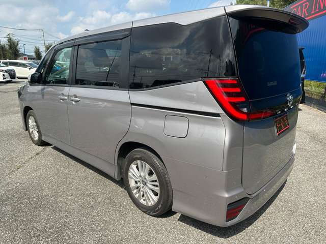 トヨタ ノア １．８ ハイブリッド Ｓ－Ｇ R5年 () 99