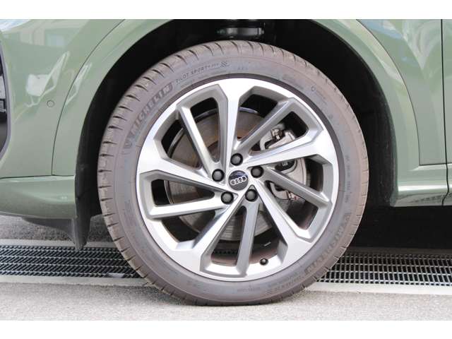 アウディ Ｑ５ ＴＤＩ クワトロ １５０ＫＷ アドバンスト Ｓラインパッケージ ディーゼルターボ ４ＷＤ R7年 (近畿) 99