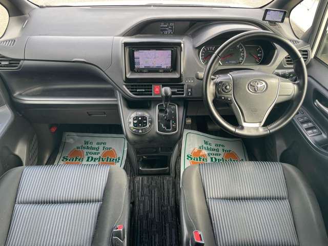 トヨタ ノア ２．０ ＳＩ H28年 (近畿) 99