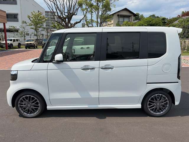 ホンダ Ｎ　ＢＯＸ カスタム ６６０ ターボ R8年 (九州・沖縄) 99