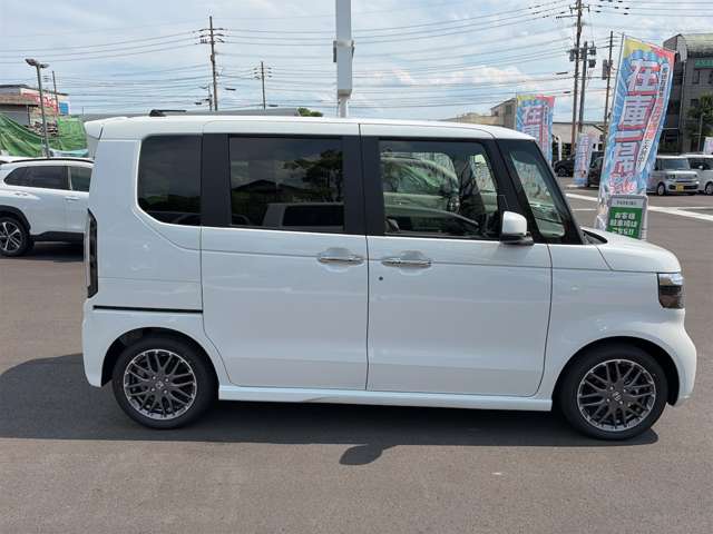 ホンダ Ｎ　ＢＯＸ カスタム ６６０ ターボ R8年 (九州・沖縄) 99