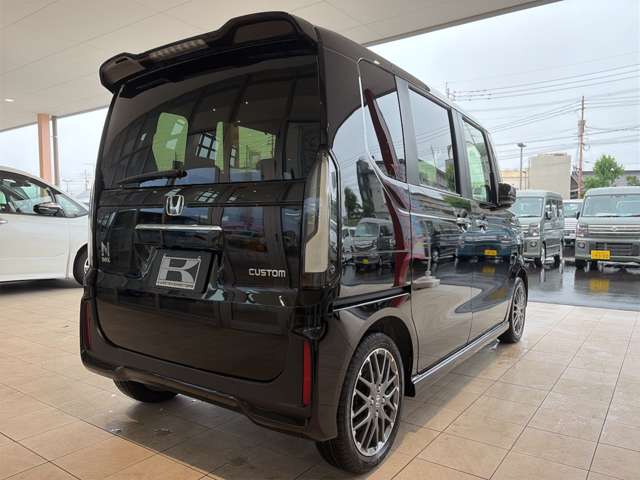 ホンダ Ｎ　ＢＯＸ カスタム ６６０ ターボ R8年 (九州・沖縄) 99