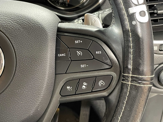 ジープ チェロキー トレイルホーク ４ＷＤ R1年 () 99