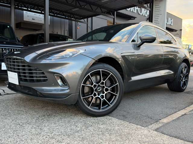 アストンマーティン ＤＢＸ ４．０ ４ＷＤ R3年 (東海) 99