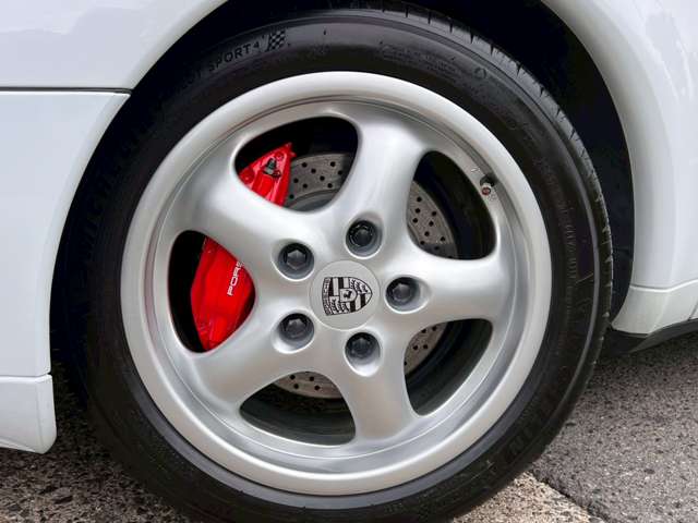 ポルシェ ９１１カブリオレ カレラ ティプトロニックＳ H9年 (東海) 99
