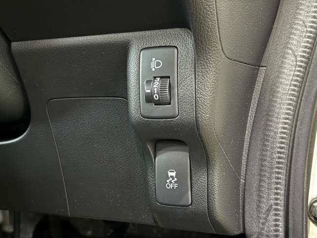 ホンダ Ｎ　ＢＯＸ ６６０ Ｇ ＳＳパッケージ H25年 (近畿) 99