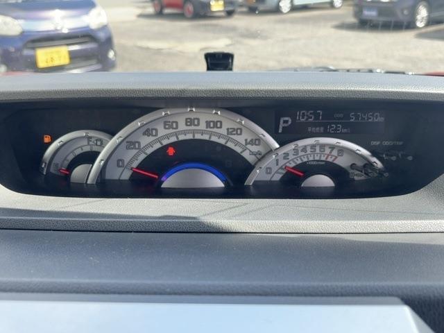 トヨタ ピクシス　メガ ６６０ Ｇ H27年 (関東) 99