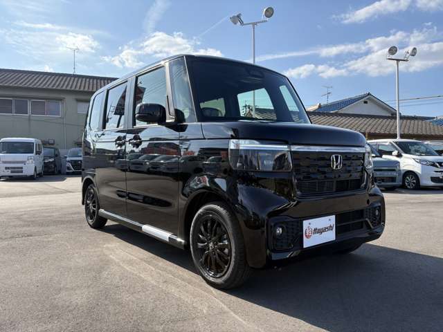 ホンダ Ｎ　ＢＯＸ カスタム ６６０ ブラック スタイル R8年 (中国) 99