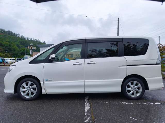 日産 セレナ ２．０ ハイウェイスター Ｇ Ｓ－ＨＹＢＲＩＤ H25年 () 99